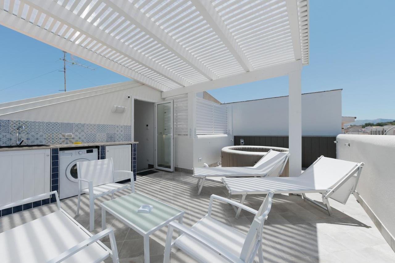 Isule Apartments سان فيتو لو كابو المظهر الخارجي الصورة